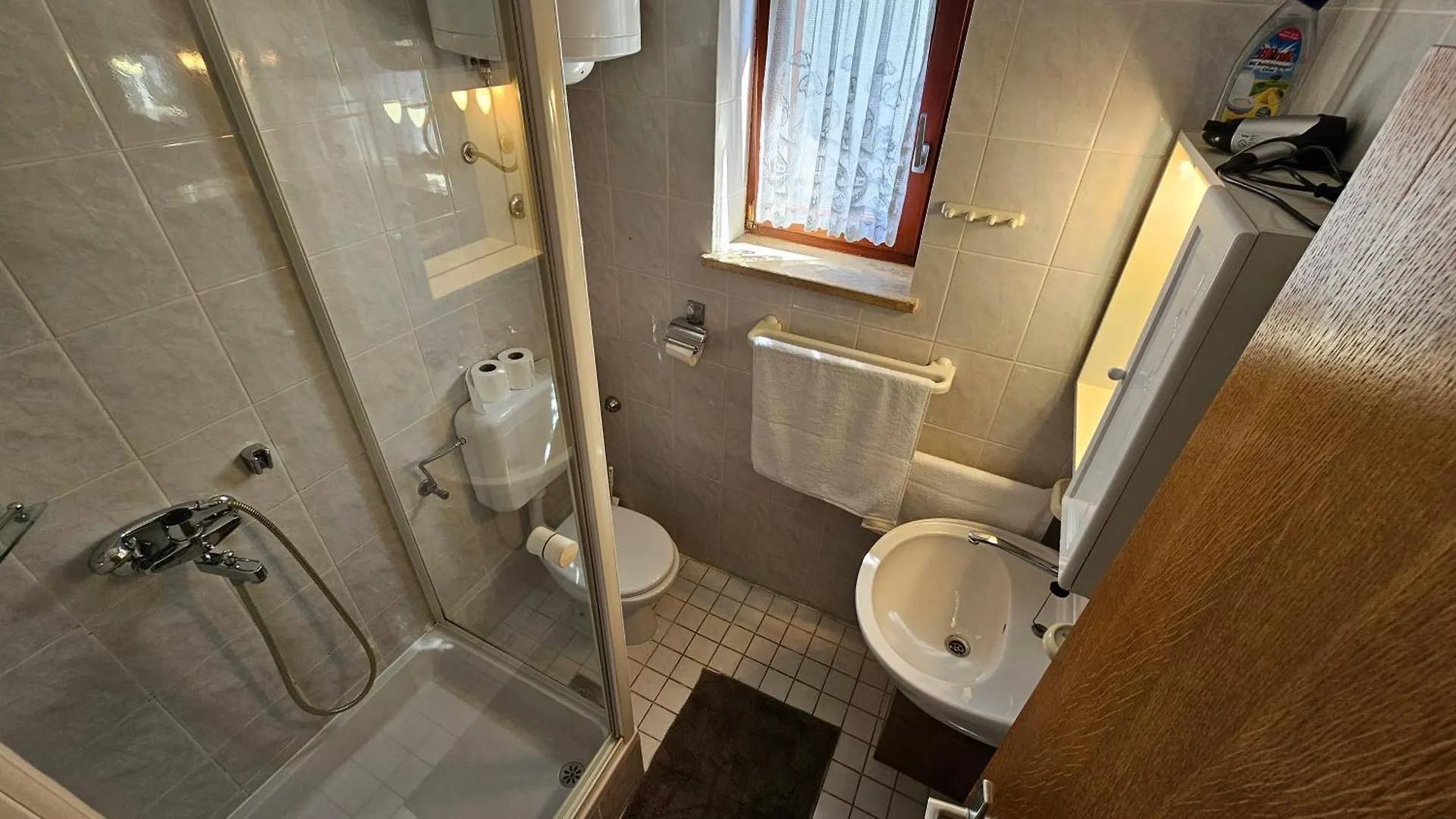 Appartamento Sea View Danijela 2-4 Pax Njivice Croazia